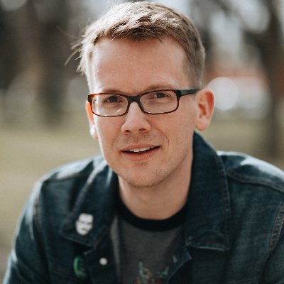 Photo of author Hank Green